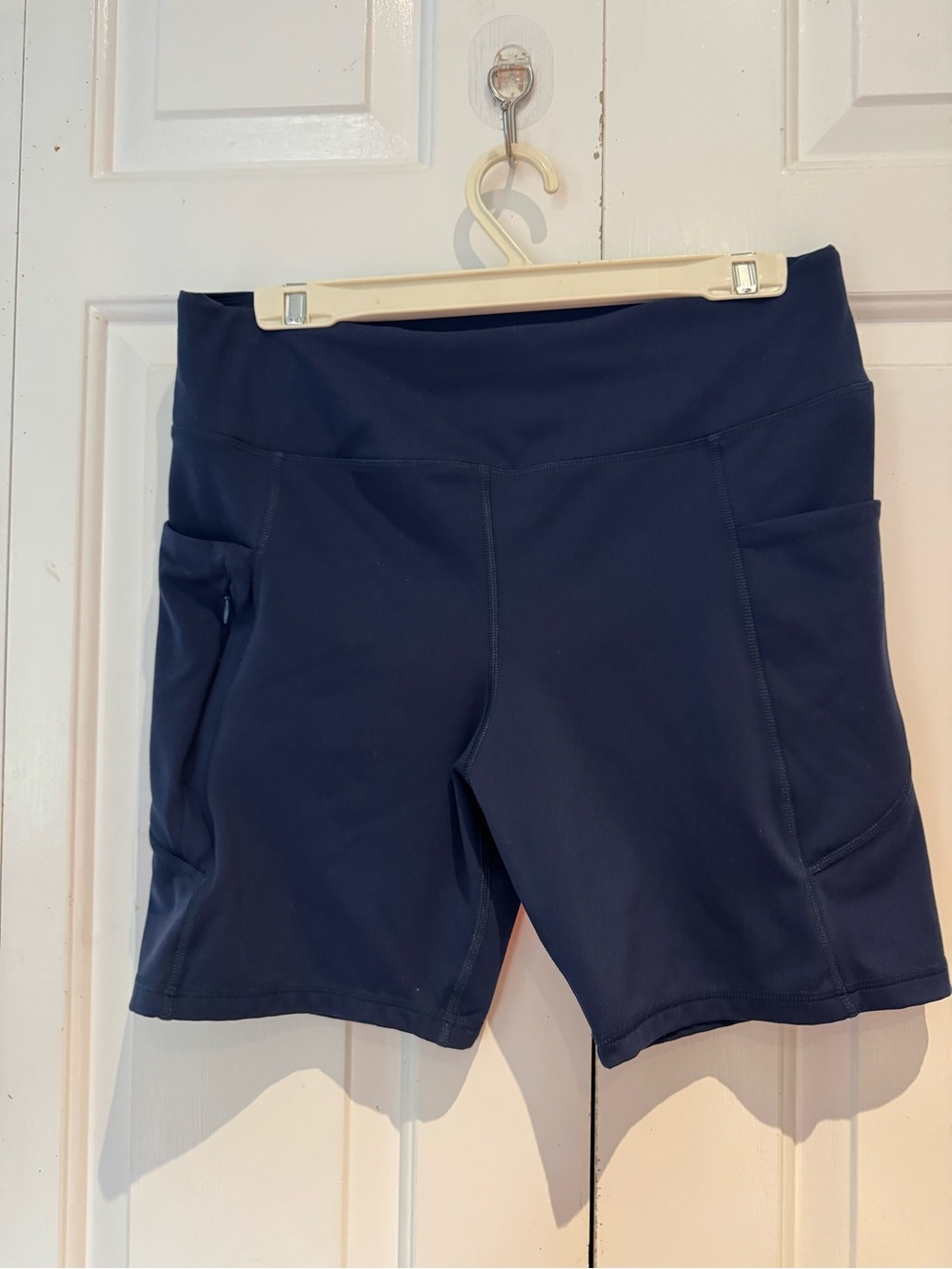 Avia Navy Athletic Pocket Shorts size 16/16